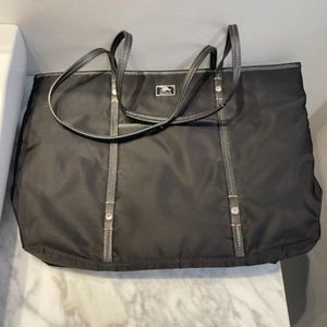 Root 73 shoulder tote